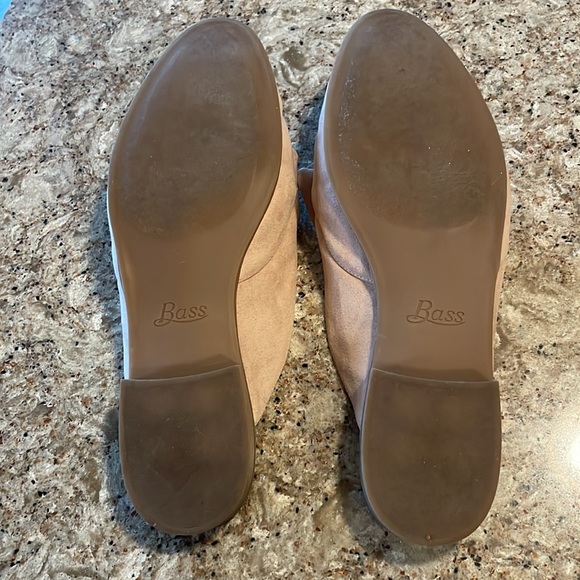 GH Bass & Co Faux Suede Mules with Bow - Picture 4 of 5